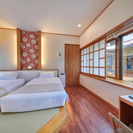 Ichinomatsu Japanese Modern Hotel Takayama  Buitenkant foto
